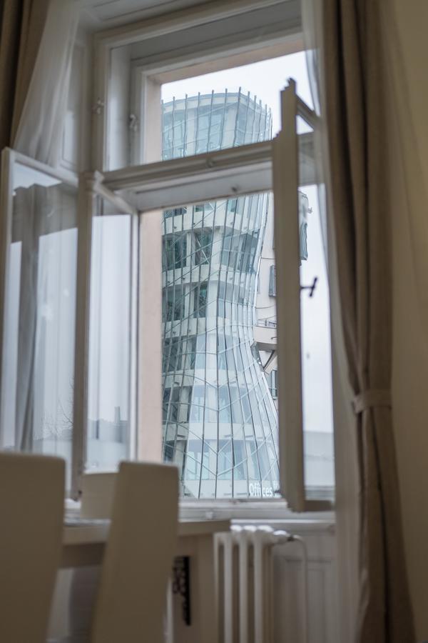 Apartments Resslova By The Dancing House Прага Экстерьер фото